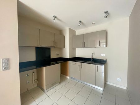 Apartment - Photo 3