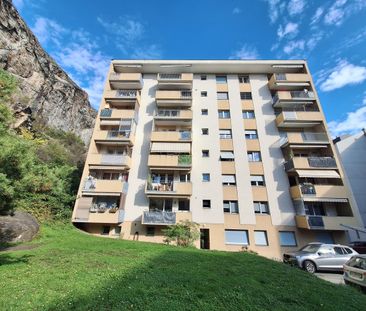SION-CENTRE / APPARTEMENT RENOVE DE 2.5PCES - Photo 5