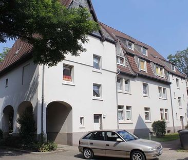 viel Platz - Dachgeschoss mit Altbau-Charme ! - Foto 1