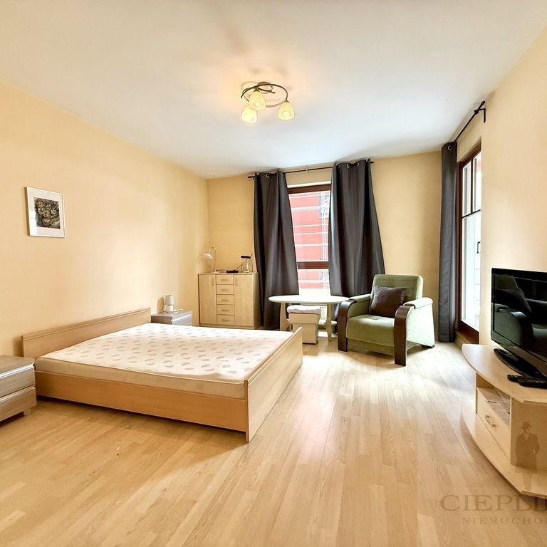 WYNAJEM 1 pok+osobna kuchnia, balkon Stare Miasto - Photo 1