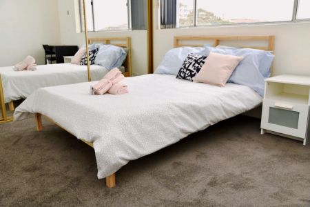 Single room-3 bed 1 bath - Photo 5