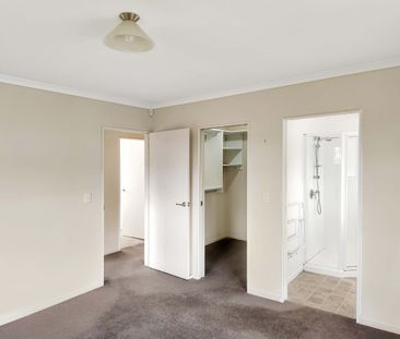 Lifestyle Living - Photo 6