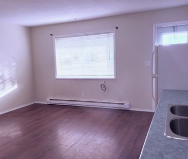 Charlie Lake Apartments - Photo 1