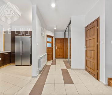 Wyjątkowy, duży dom tuż przy lesie - Photo 2