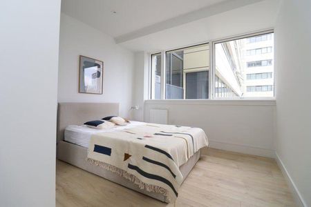 3 bedroom flat to rent - Photo 4