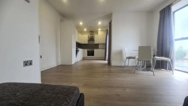 1 bedroom flat to rent - Photo 1