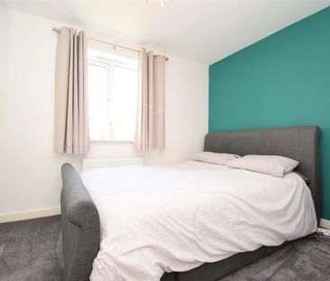 Martin Hunt Drive, Stanway, Colchester, Essex, CO3 8BL - Photo 5