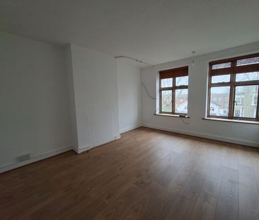 5 Bed Maisonette, Aylmer Parade, N2 - Photo 1