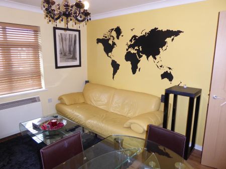 1 bedroom ground floor flat to rent - Photo 3