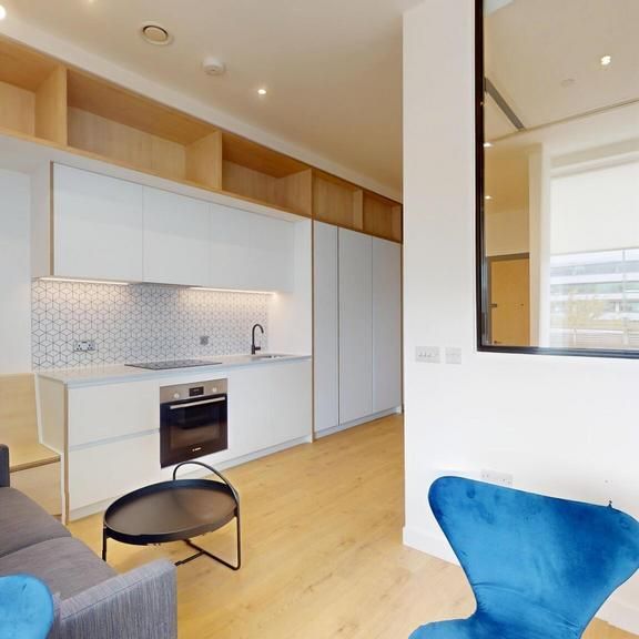 Studio to rent - Photo 1