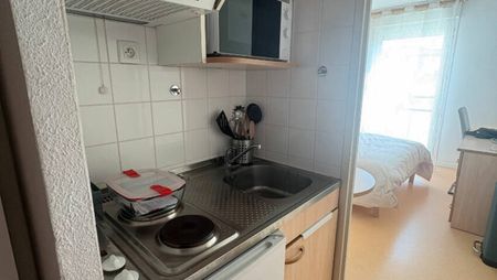 METZ QUEULEU - STUDIO MEUBLE - RESIDENCE DE SERVICES - Photo 5