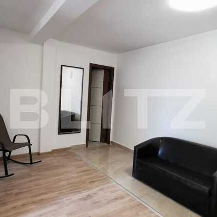 Apartament 3 camere, semidecomandat, 64 mp, zona 7 strazi - Photo 1