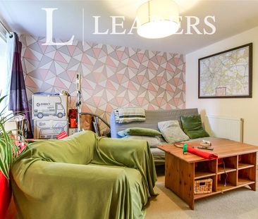 3 bedroom house to rent Manchester, M19 - Photo 1