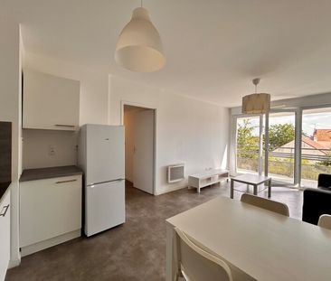 Location Appartement 3 pièces 59m² CORBEIL ESSONNES 91100 - Photo 3