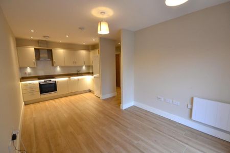 1 bedroom flat to rent - Photo 3