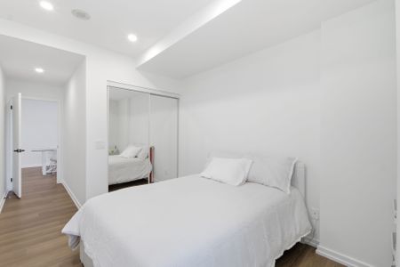 For Lease - 208 Queens Quay Unit# 2211, Toronto, Ontario - Photo 3