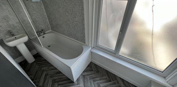 Claude Place, CARDIFF - Photo 2