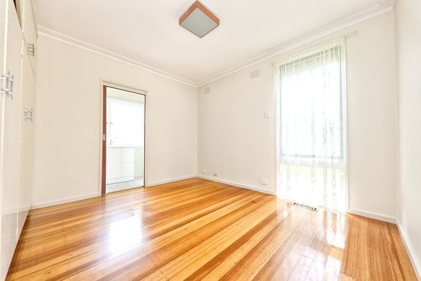 11 Tudor Road, Doncaster - Photo 1