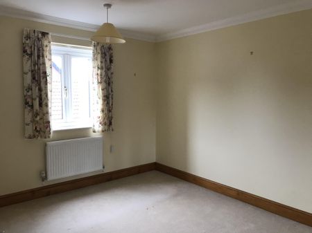 Fern Close, Dereham - Photo 5