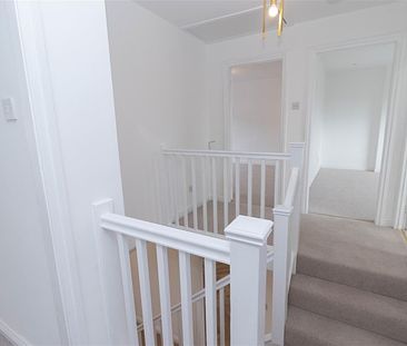 4 Bedroom House - Semi-Detached - Photo 1