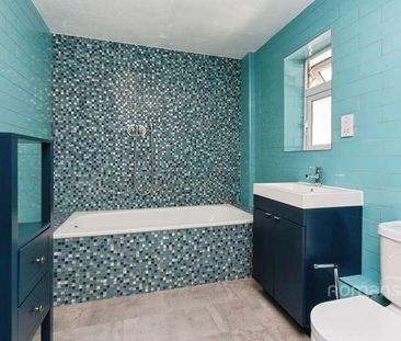 The Annexe, Copped Hall Drive, Camberley, Surrey, GU15 - Photo 4