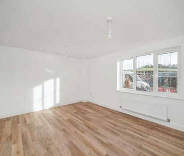 Bannatyre Row, Exeter, EX2 - Photo 2