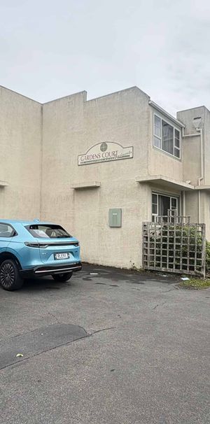 14D Gladstone Rd 3 Bedroom Apartment. - Photo 1