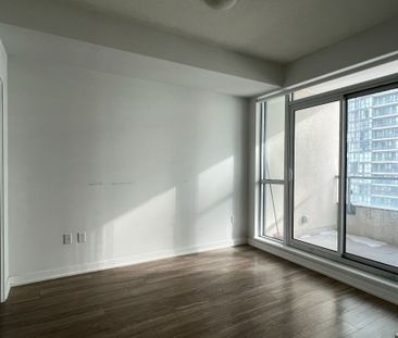 For Lease - 4055 Parkside Village Drive Unit# 1416, Mississauga, On... - Photo 3