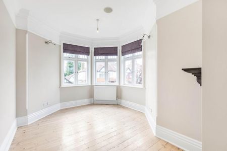 6 bedroom detached house to rent - Photo 4