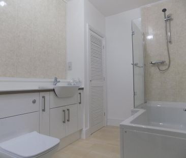 5 bedroom terraced house to rent - Photo 6