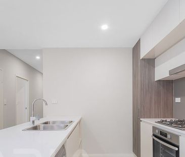 Modern Spacious 3 Bedroom + Study High Level Apartment Available For Lease!! - Photo 4