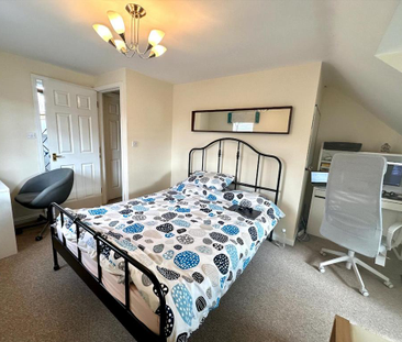 3 bedroom semi-detached house to rent - Photo 3