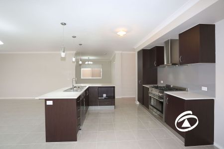 5 Featherbrook Circuit, 3977, Cranbourne North Vic - Photo 5