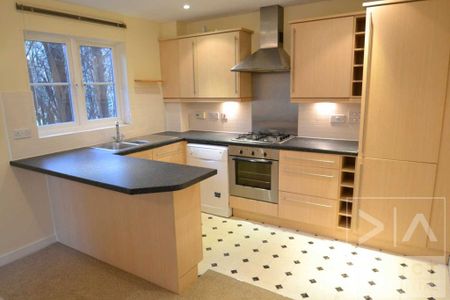 2 bedroom flat to rent - Photo 3