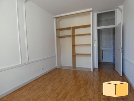 Location Appartement 3 pièces 77m² BELLEY 01300 - Photo 5