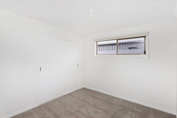 Contemporary Townhouse in Convenient Location - Photo 1