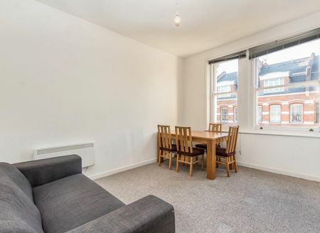 Putney High Street - Photo 3