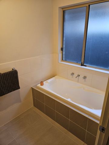 Royal Park - Photo 5