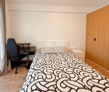 Location Appartement 3 pièces 68m² NICE 06000 - Photo 5