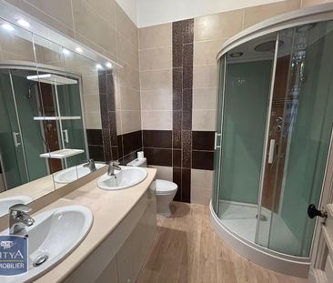 Location Appartement 2 pièces 43m² MONTAUBAN 82000 - Photo 5