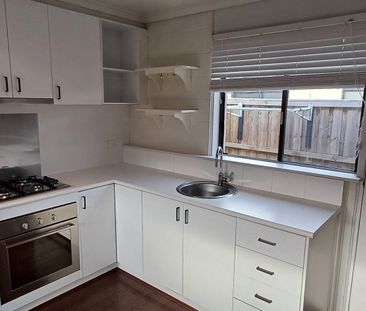 Charming 1-Bedroom Unit in the Heart of Geelong West - Photo 1