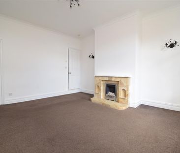 Second Avenue, Newton Hill, Wakefield - Photo 1