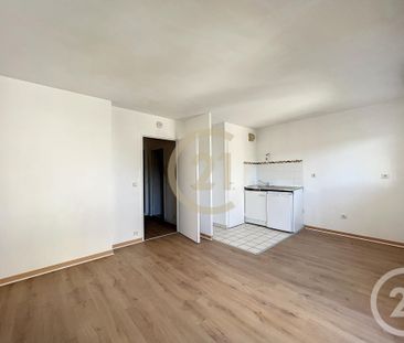Location Appartement 1 pièce 26m² MELUN 77000 - Photo 4