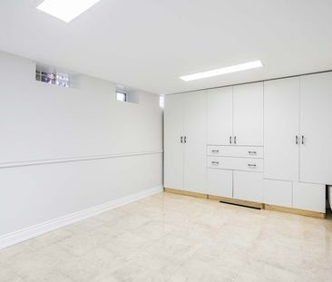 For Lease - 213B Blackthorne Avenue Unit# Basement, Toronto, Ontario - Photo 6