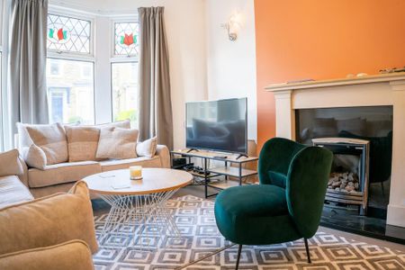 6 bedroom house to rent - Photo 3