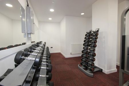 1 bedroom Flat To Let Total Size: 280 SQ FT - Photo 5