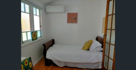 Flexible lease with option to extend to eight months. - Photo 3