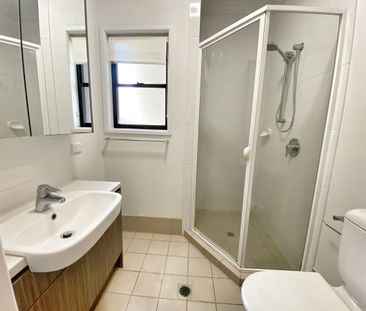 7 / 17 Musgrave Road, Indooroopilly - Photo 2