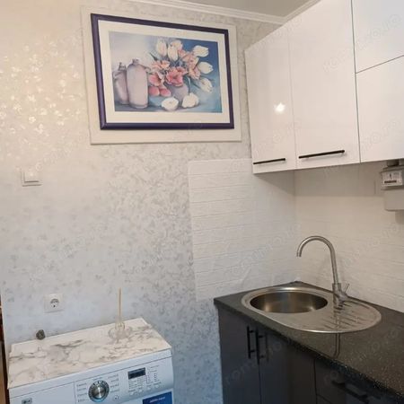 Va propun spre inchiriere o garsoniera in zona Lujerului - Fotografie 4