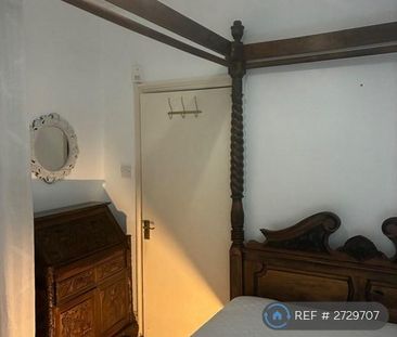 1 bedroom in a flat share to rent - Photo 5